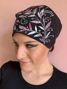 Šátek černý s růžovomodrými listy 02.jpg