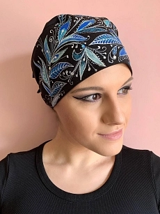 Šátek černý a modrými listy 04.jpg