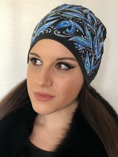 Čepice černá s modrými listy03.jpeg