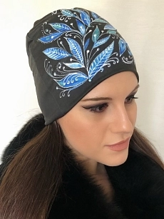 Čepice černá s modrými listy 04.jpeg
