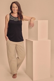 Summer Top black.jpg