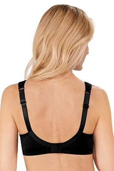 Isadora SB black 02.jpg