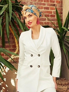 Sienna Blue Toffee Garden 02.jpg