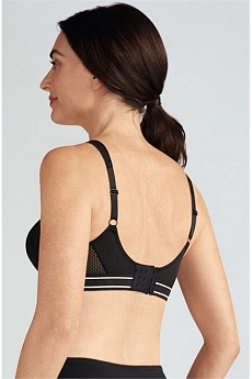 performancesb_0658_black_back_jpg_prev_150.jpg