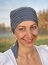 šedá