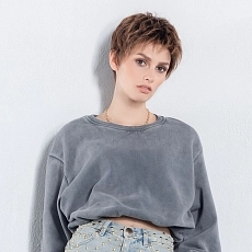 Chat chocolate rooted.jpg