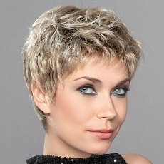 Risk sandyblonde rooted.jpg