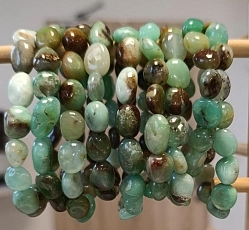 Chrysopras - tromlovaný 02.jpg