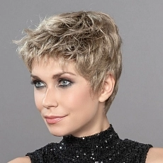 Risk sandyblonde rooted.jpg