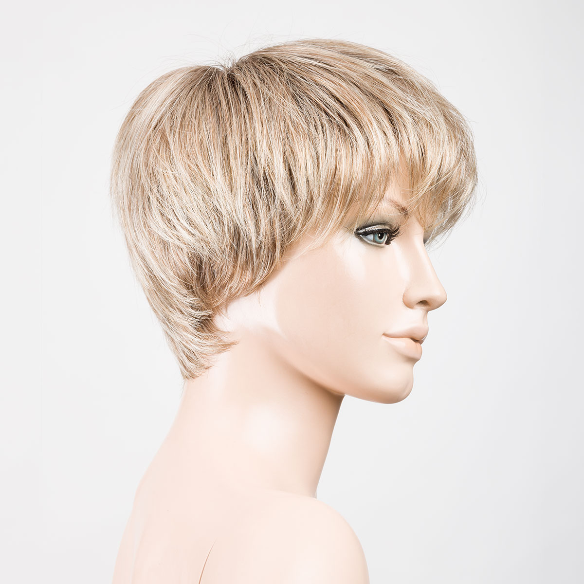 sandyblonde rooted 