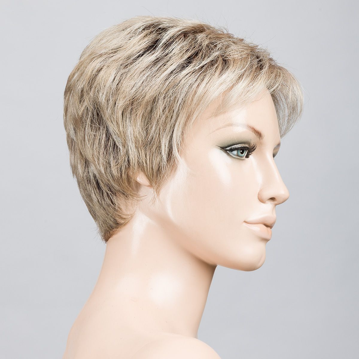 sandyblonde rooted 