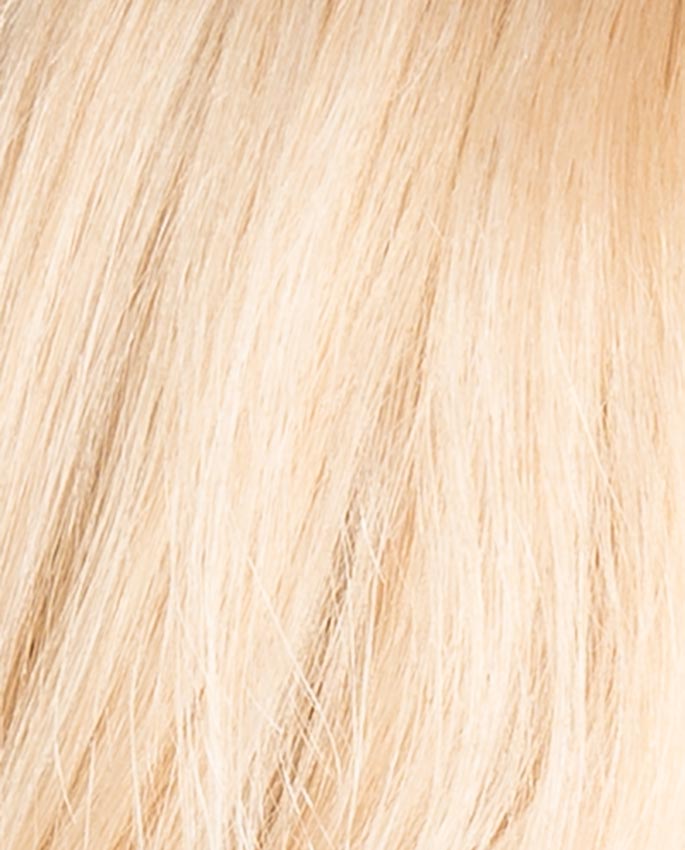 pastelblonde rooted 